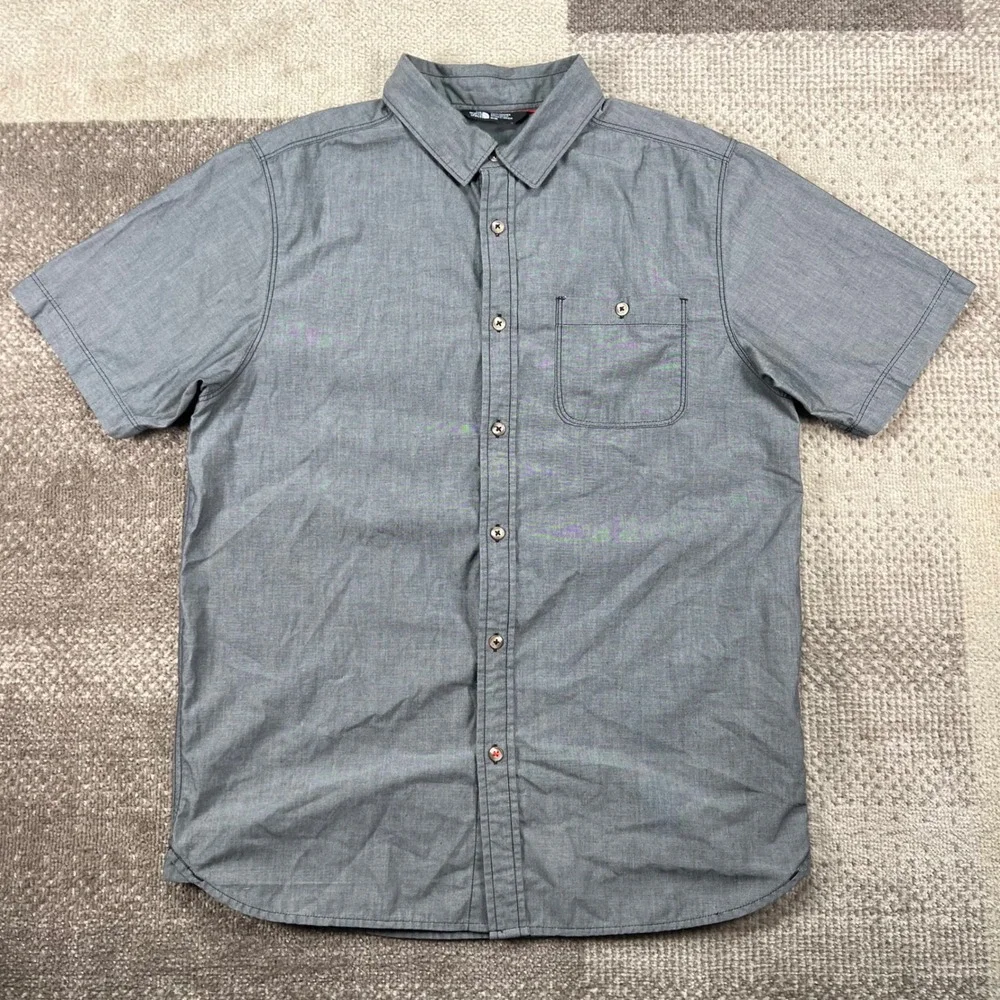 The North Face Mens NF0A33LU Gray Short Sleeve Button Down Shirt Size M